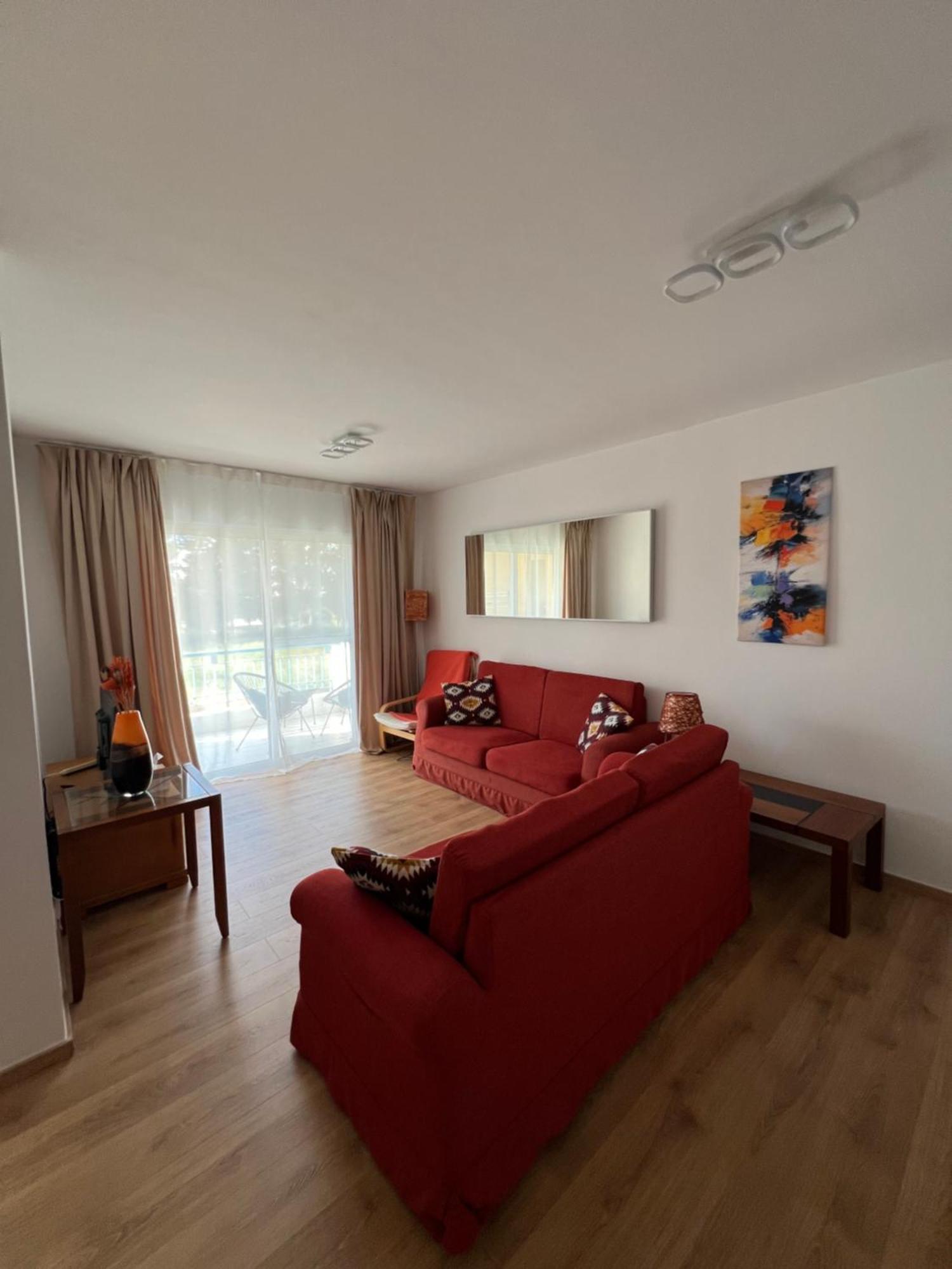 Iris Village Grand Apartment Paphos Exterior foto